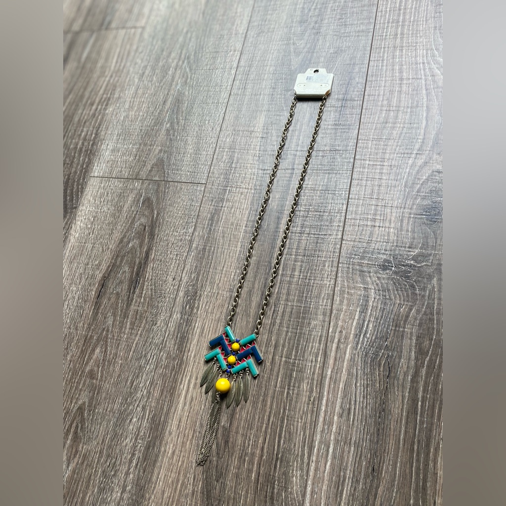Mia Collection Bronze Toned Necklace W Statement Pendant In Blues Red Yellow 12$